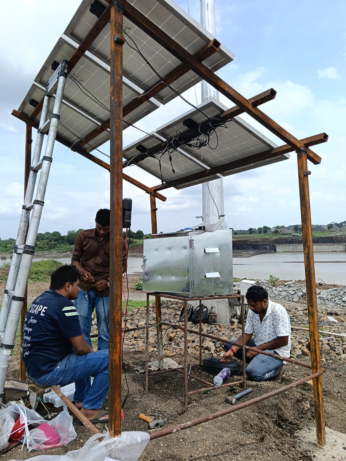 500 mtr Long-Range Solar PTZ Camera at Dam — No Power, No Problem